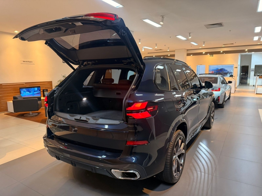 bmw x5 3.0 i6 turbo hibrido xdrive50e m sport automatico 5p 2024