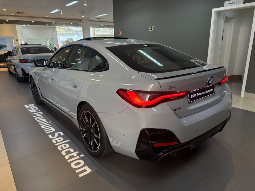 bmw i4 eletrico m50 4p automatico 2024