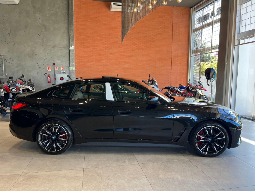 bmw i4 eletrico m50 4p automatico 2024