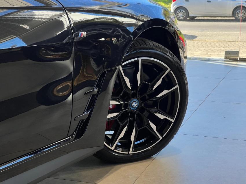 bmw i4 eletrico m50 4p automatico 2024