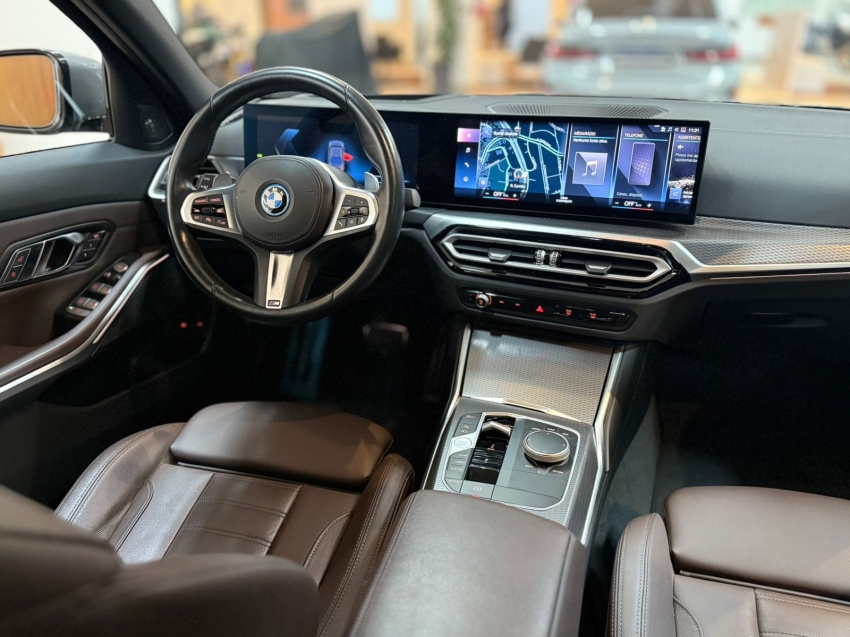bmw 330e 2.0 16v turbo hibrido m sport automatico 4p 2024