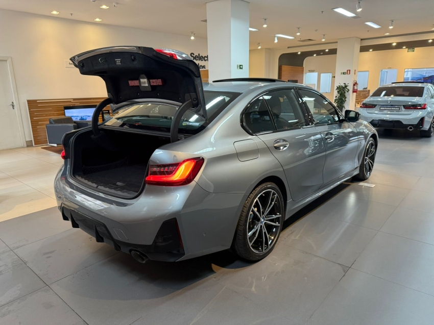 bmw 330e 2.0 16v turbo hibrido m sport automatico 4p 2024