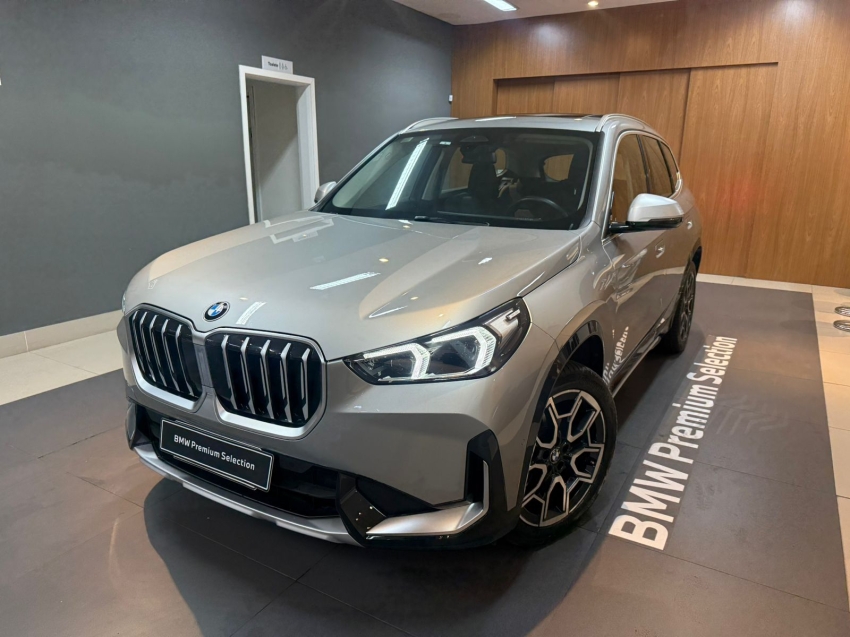 bmw x1 2.0 16v turbo gasolina sdrive20i x-line steptronic 5p automatico 2023