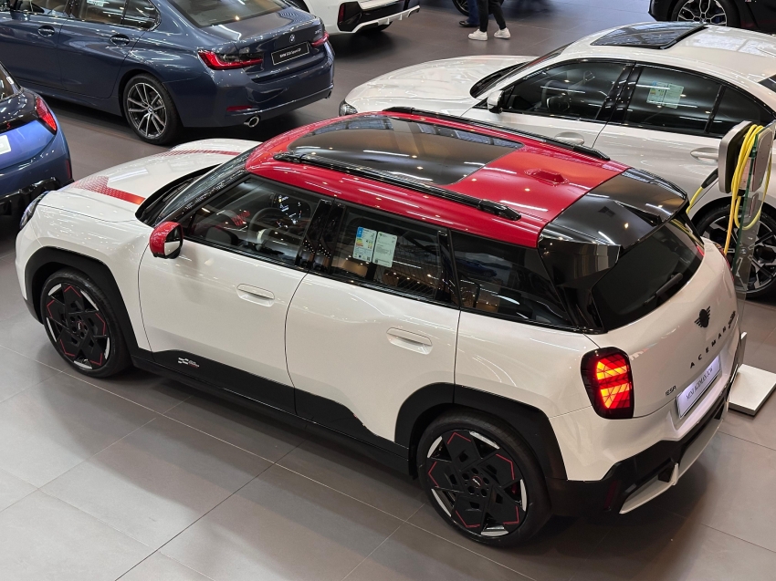 mini aceman 54,2 kw eletrico john cooper works 2.0 3p automatico 2025