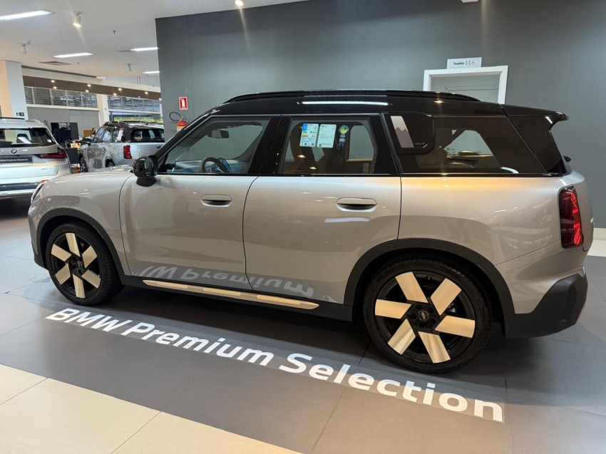 mini countryman 66,45 kw eletrico se top all4 5p automatico 2025