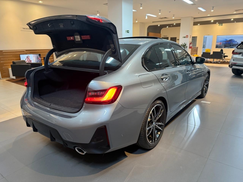 bmw 320i 2.0 16v turbo flex m sport automatico gasolina 4p 2024