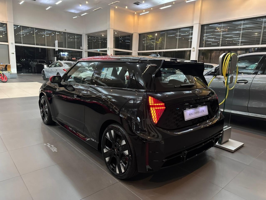 mini cooper 54,2 kw eletrico john works 2.0 3p automatico 2025