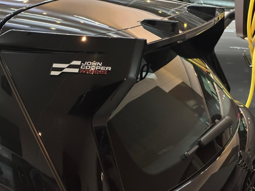 mini cooper 54,2 kw eletrico john works 2.0 3p automatico 2025