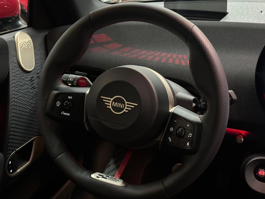 mini cooper 54,2 kw eletrico john works 2.0 3p automatico 2025