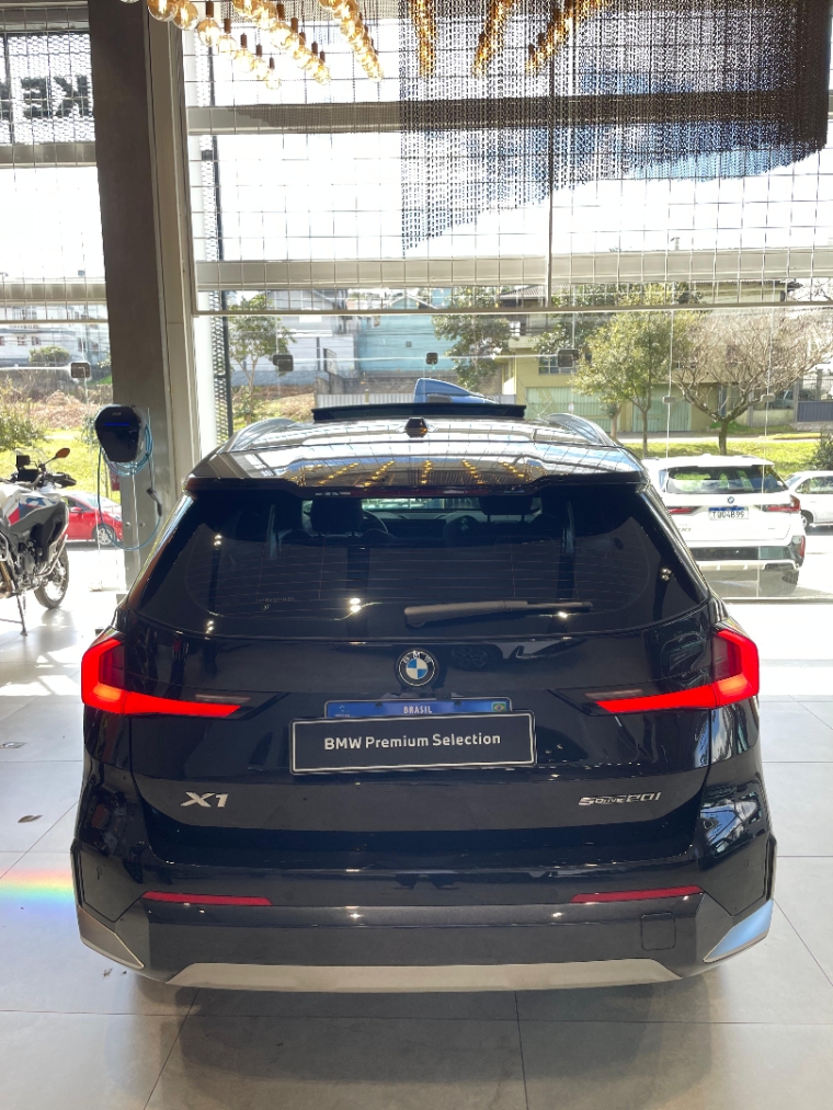 bmw x1 2.0 16v turbo gasolina sdrive20i x-line steptronic 4p automatico 2023
