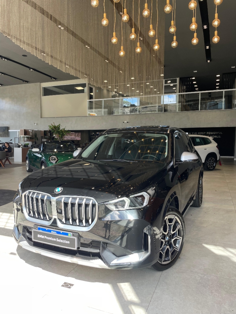 bmw x1 2.0 16v turbo gasolina sdrive20i x-line steptronic 4p automatico 2023