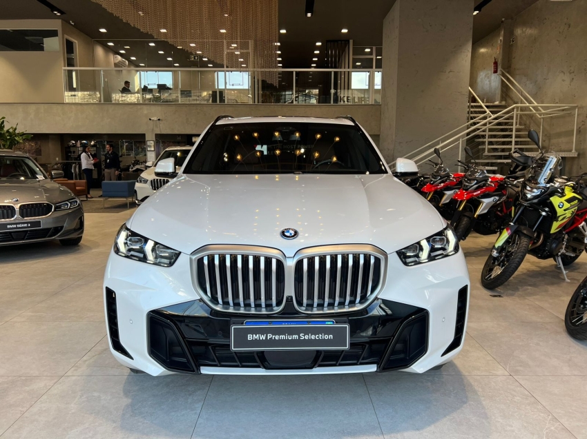 bmw x5 3.0 i6 turbo hibrido xdrive50e m sport automatico 5p 2024