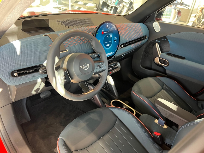 mini aceman 54,2 kw eletrico se 2.0 4p automatico 2025