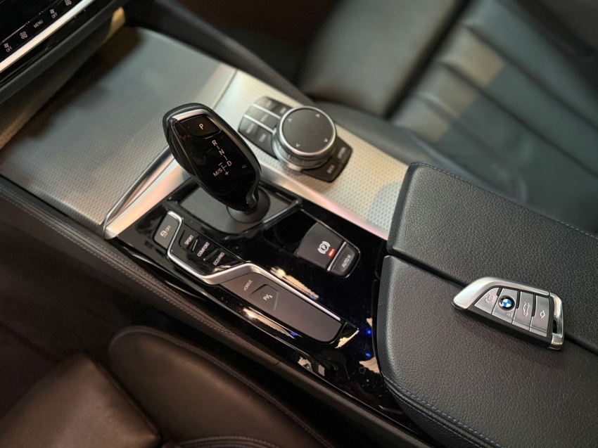 bmw 530e 2.0 16v twinpower hibrido m sport automatico 5p 2020