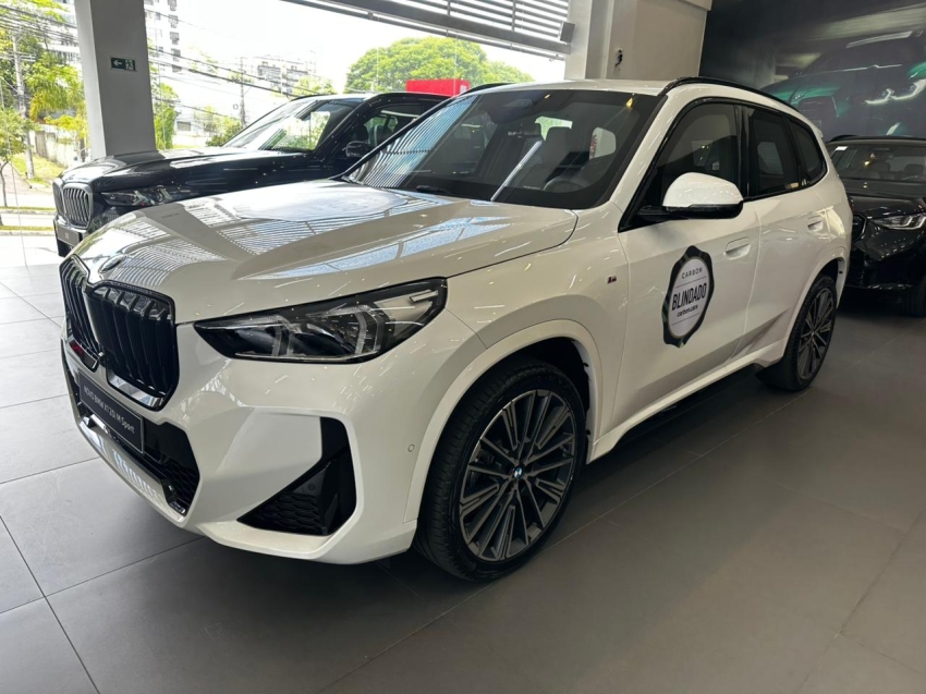 x1 m sport 2026 blindado2