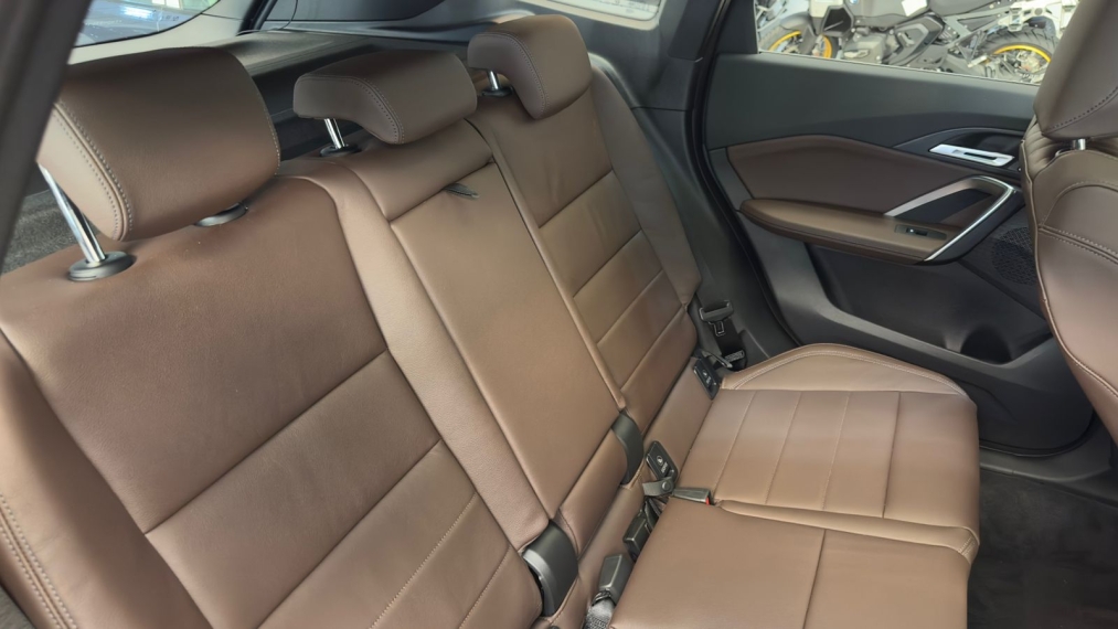 x1 m sport 2026 blindado