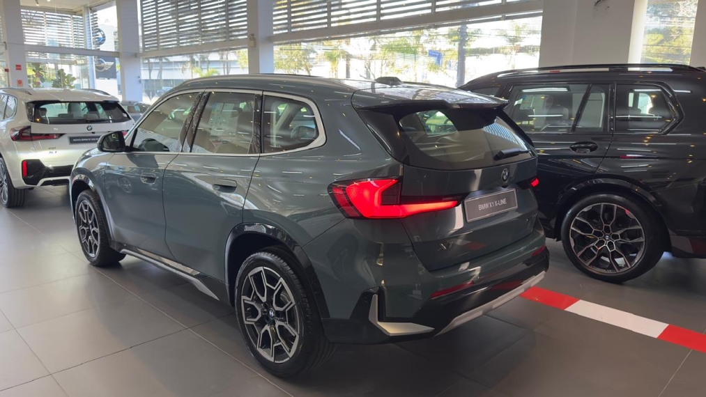bmw x1 20i xline 25/26