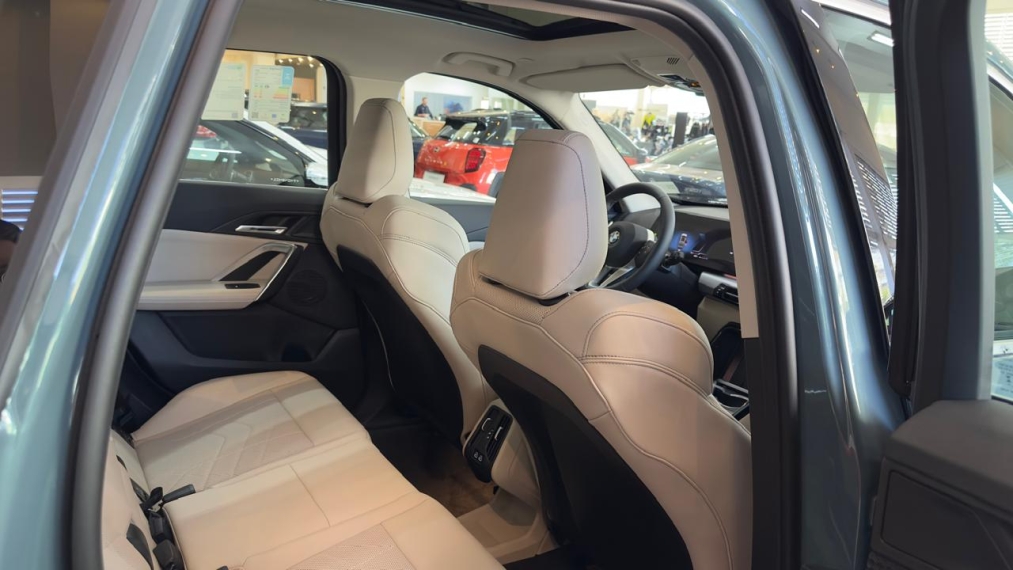 bmw x1 20i xline 25/26
