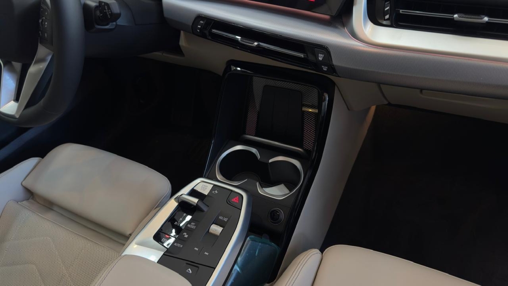 bmw x1 20i xline 25/26