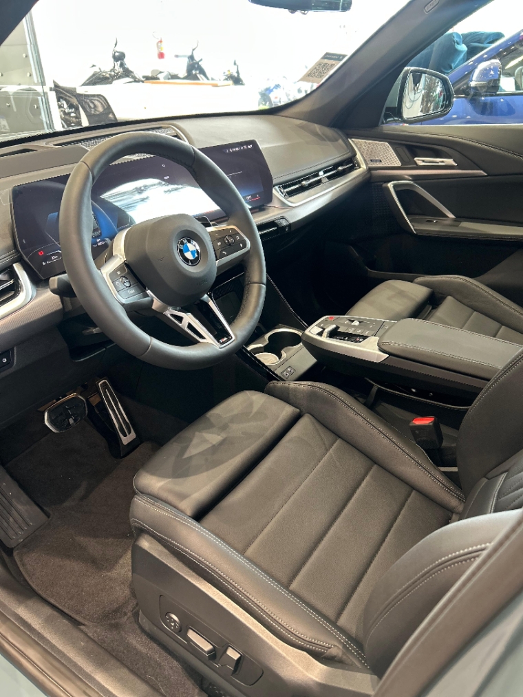 bmw x1 2.0 16v turbo gasolina sdrive20i m sport steptronic 4p automatico 2025