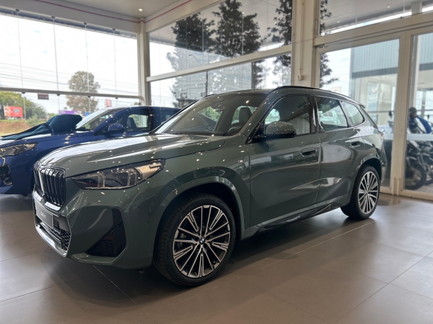 bmw x1 2.0 16v turbo gasolina sdrive20i m sport steptronic 4p automatico 2025