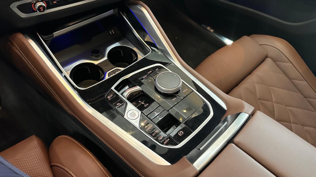 bmw x6 40i m sport 25/26