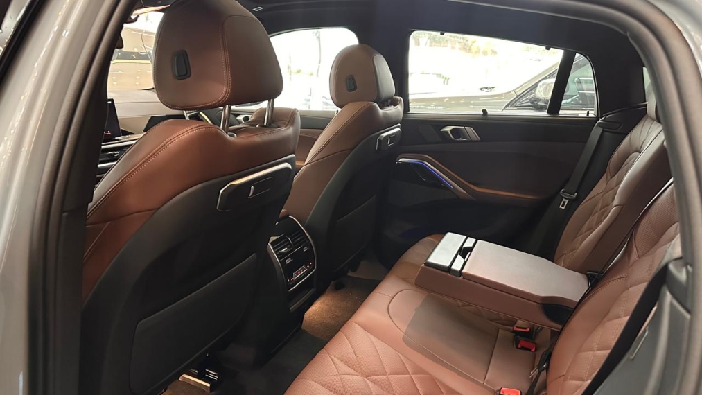 bmw x6 40i m sport 25/26