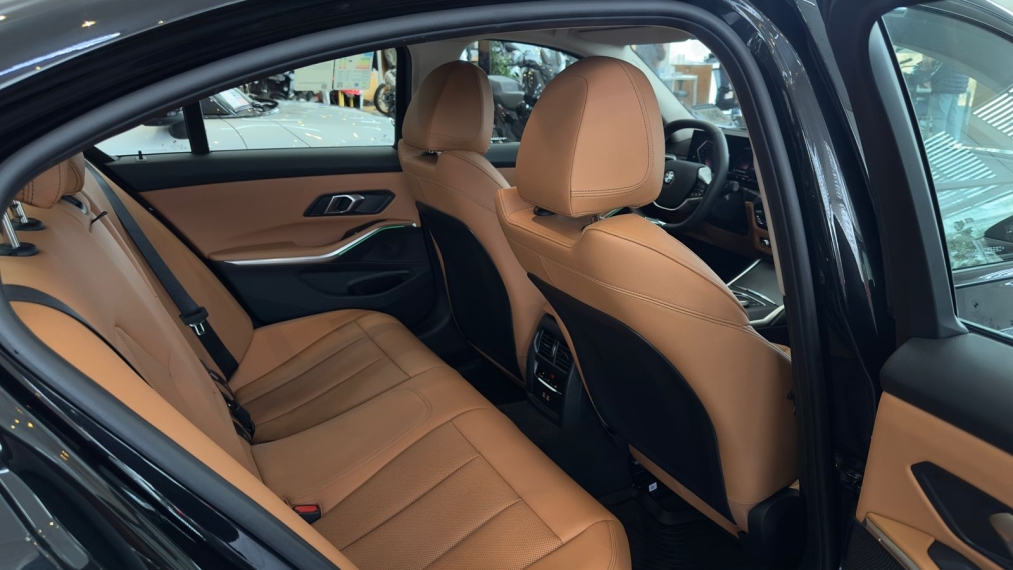 bmw 320i 2.0 16v turbo flex gp automatico gasolina 4p 2025