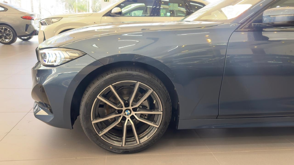 bmw 320i 2.0 16v turbo flex sport gp automatico gasolina 4p 2026