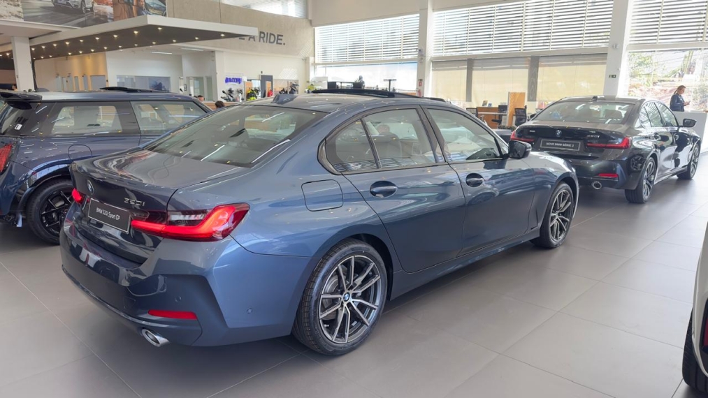 bmw 320i 2.0 16v turbo flex sport gp automatico gasolina 4p 2026