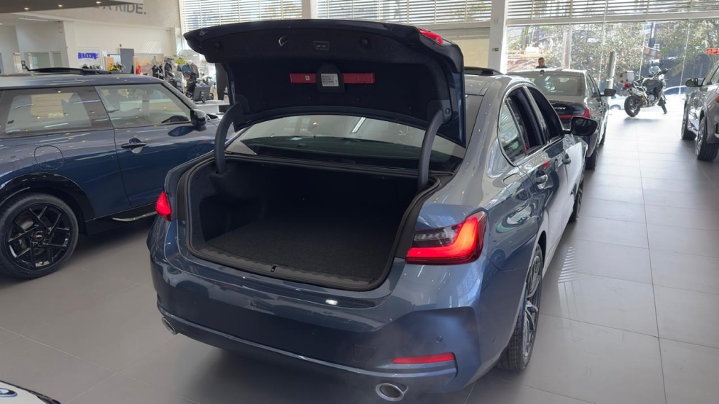 bmw 320i 2.0 16v turbo flex sport gp automatico gasolina 4p 2026