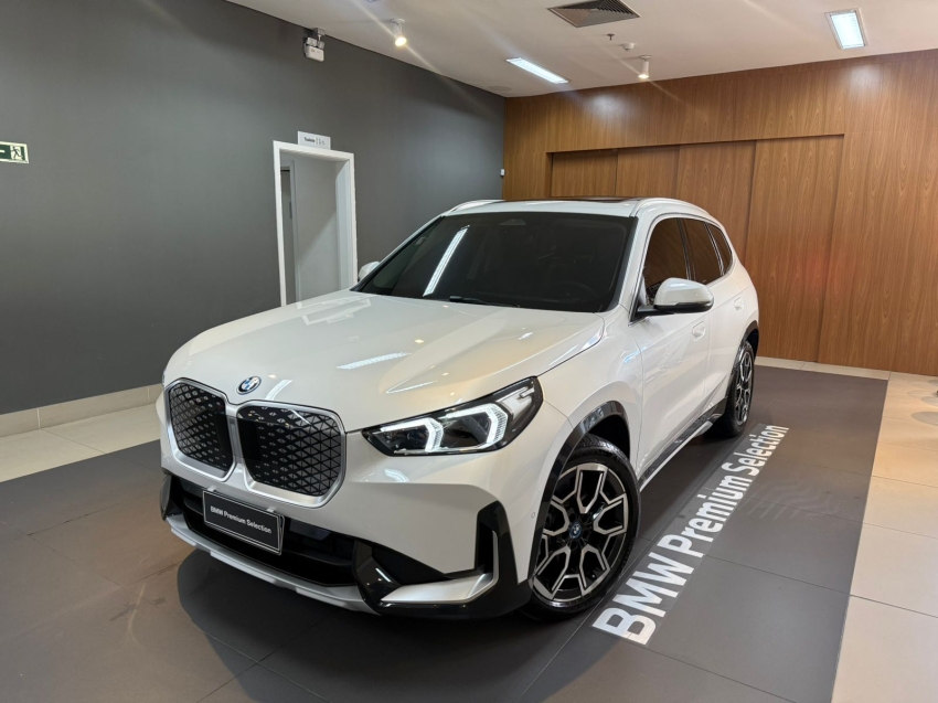 bmw ix1 eletrico edrive20 x line 4p automatico 2025