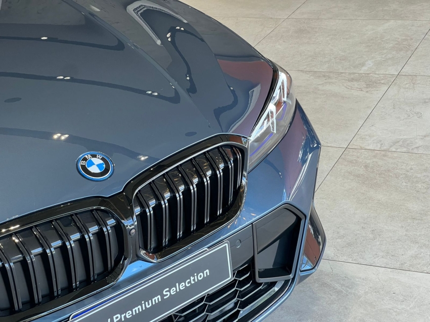 bmw 330e 2.0 16v turbo hibrido m sport automatico 4p 2025