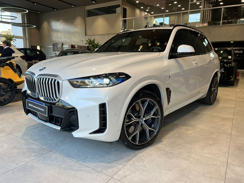 bmw x5 3.0 i6 turbo hibrido xdrive50e m sport automatico 4p 2024