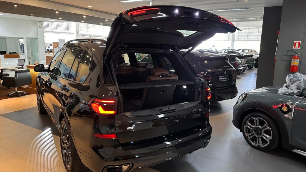 bmw x7 40i m sport 2026