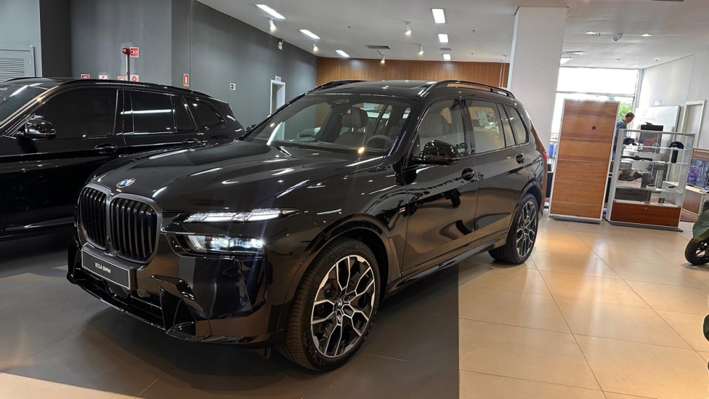 bmw x7 40i m sport 2026