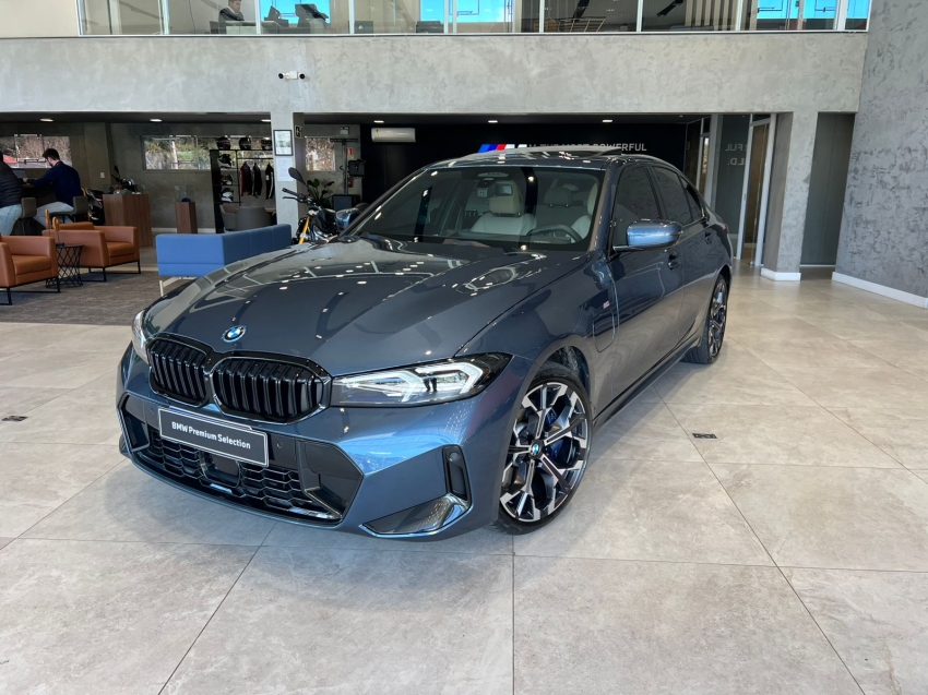 bmw 330e 2.0 16v turbo hibrido m sport automatico 4p 2025