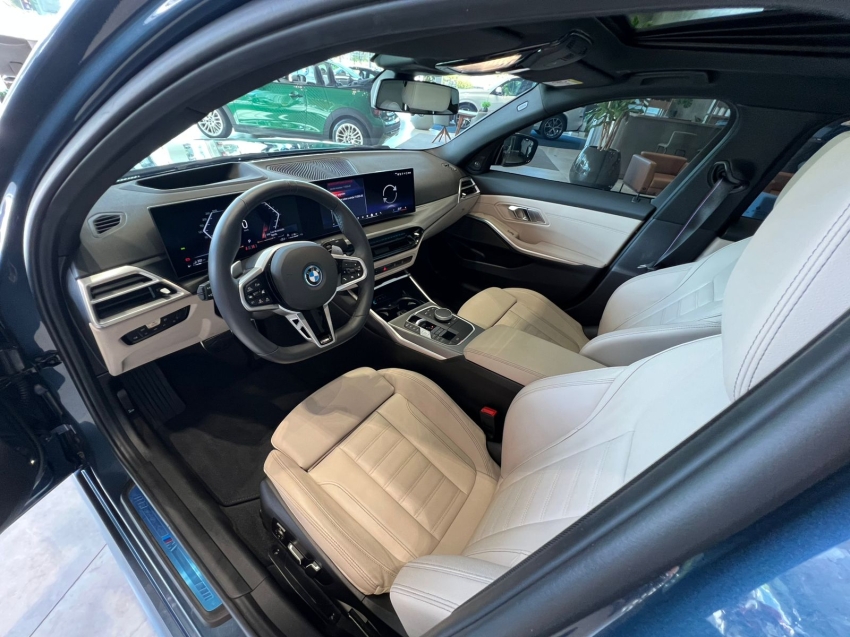 bmw 330e 2.0 16v turbo hibrido m sport automatico 4p 2025