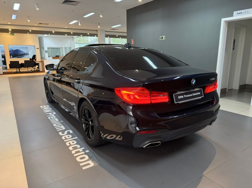 bmw 530i 2.0 16v turbo gasolina m sport automatico 5p 2018