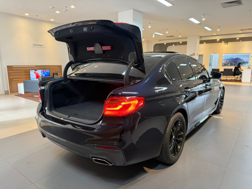 bmw 530i 2.0 16v turbo gasolina m sport automatico 5p 2018