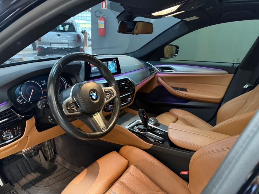 bmw 530i 2.0 16v turbo gasolina m sport automatico 5p 2018