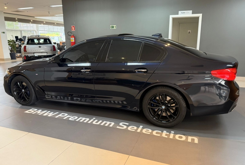 bmw 530i 2.0 16v turbo gasolina m sport automatico 5p 2018