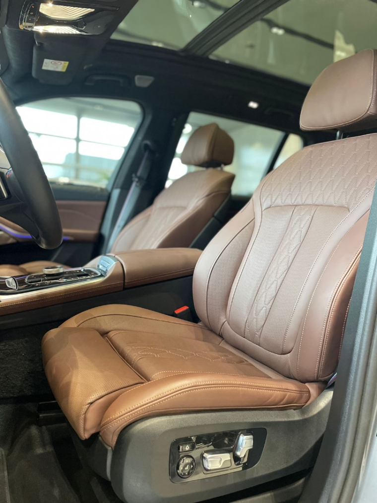 bmw x7 4.4 v8 gasolina m60i steptronic 5p automatico 20255 bmw x7 4.4 v8 gasolina m60i steptronic 5p automatico 20255