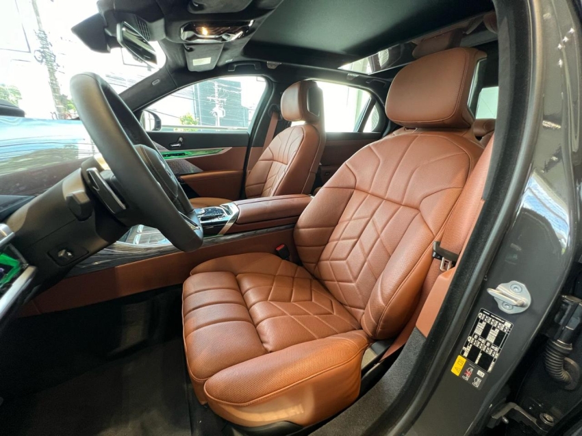 bmw i7 eletrico xdrive60 m sport 5p automatico 202417 bmw i7 eletrico xdrive60 m sport 5p automatico 202417