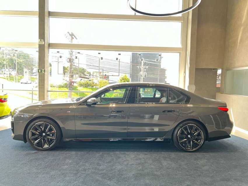 bmw i7 eletrico xdrive60 m sport 5p automatico 20248 bmw i7 eletrico xdrive60 m sport 5p automatico 20248