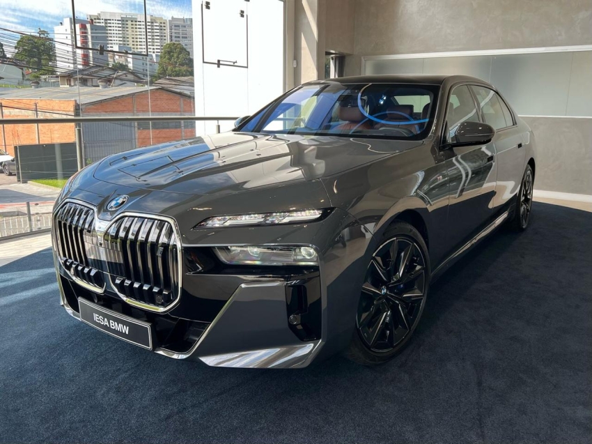 bmw i7 eletrico xdrive60 m sport 5p automatico 2024 bmw i7 eletrico xdrive60 m sport 5p automatico 2024