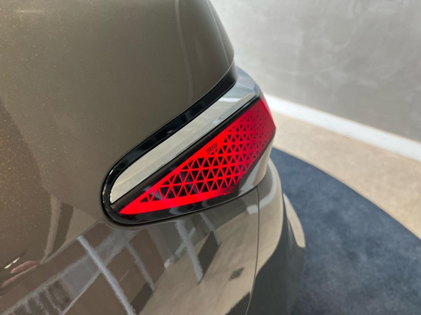 bmw i7 eletrico xdrive60 m sport 5p automatico 202414 bmw i7 eletrico xdrive60 m sport 5p automatico 202414