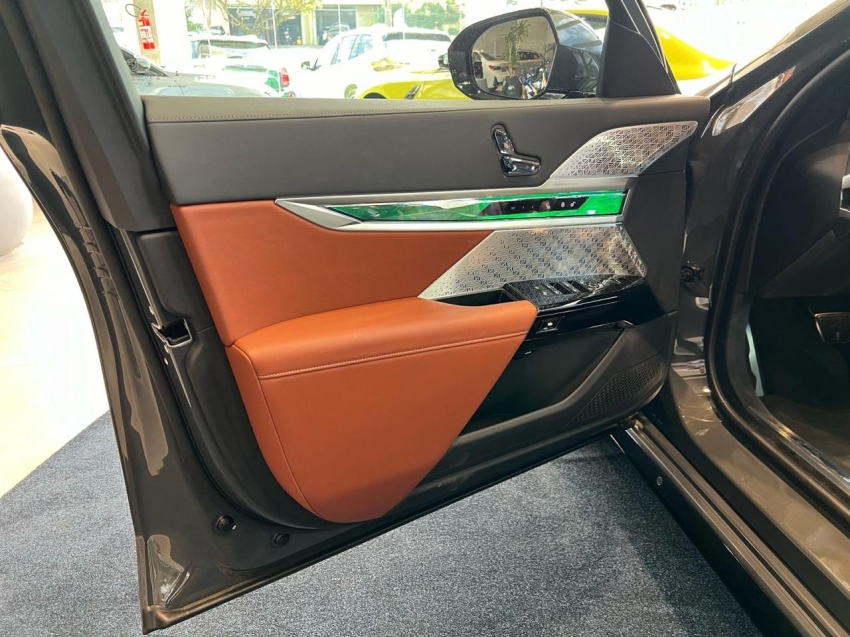 bmw i7 eletrico xdrive60 m sport 5p automatico 202418 bmw i7 eletrico xdrive60 m sport 5p automatico 202418
