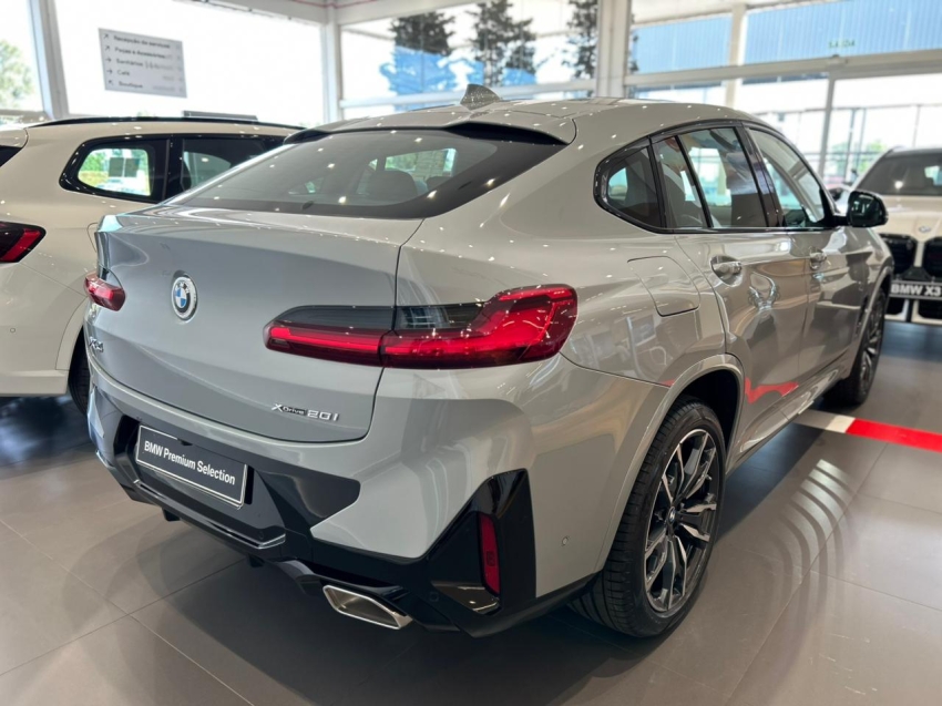 bmw x4 20i m sport zero km emplacada9