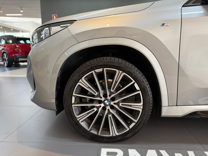 bmw x1 2.0 16v turbo gasolina sdrive20i m sport steptronic 5p automatico 20253